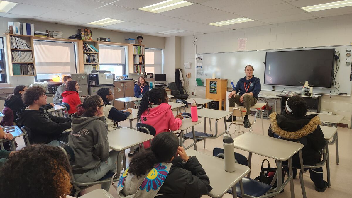 Dr. Rowley speaking to a class of Biomanufacturing Technology 11th graders.