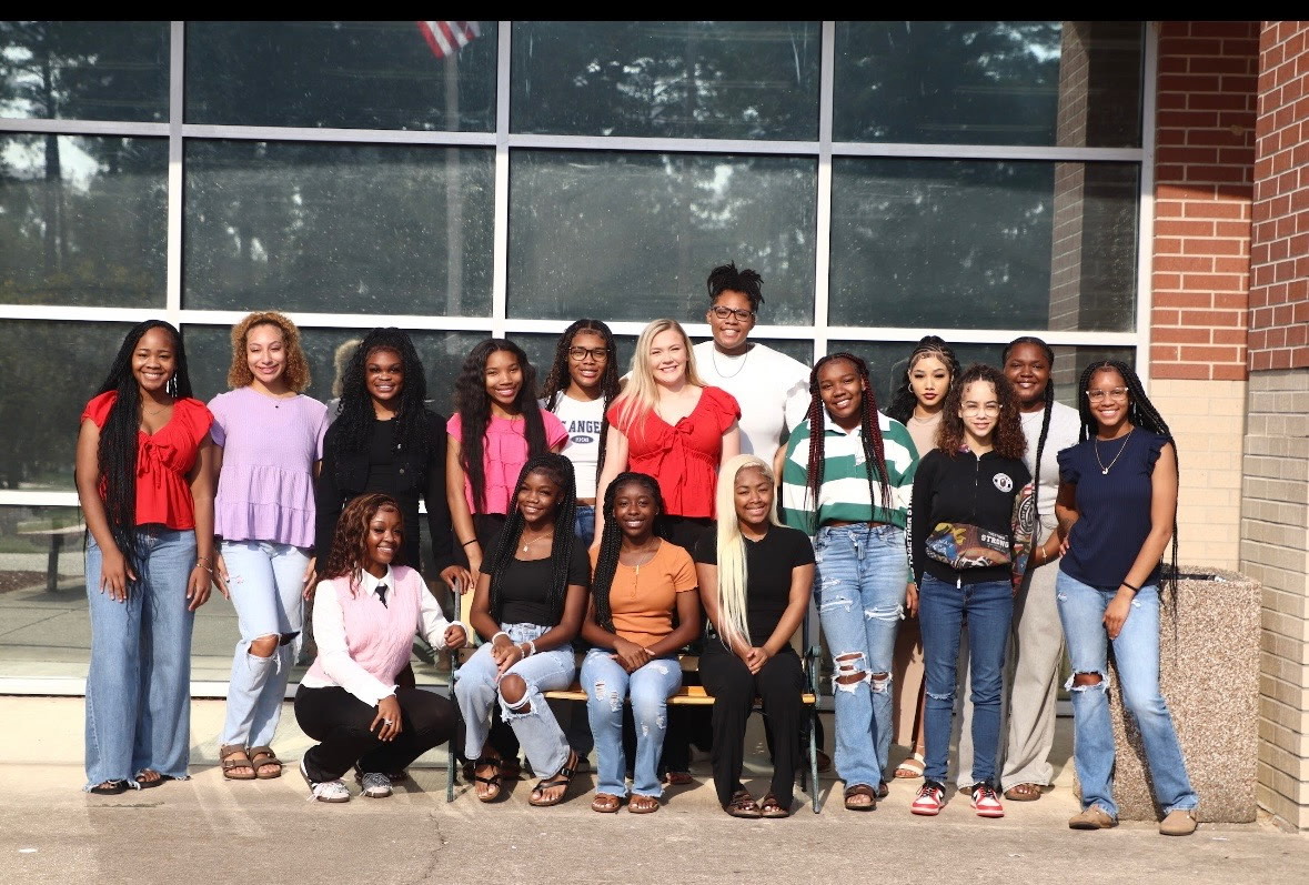 CFHS Homecoming 2025 – Today’s Events & 2-Hour Early Dismissal Reminder!