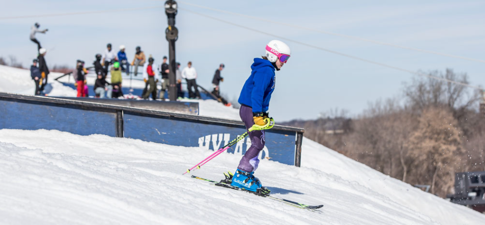 4th and 5th Grade Skiing Field Trip to Hyland Hills 
