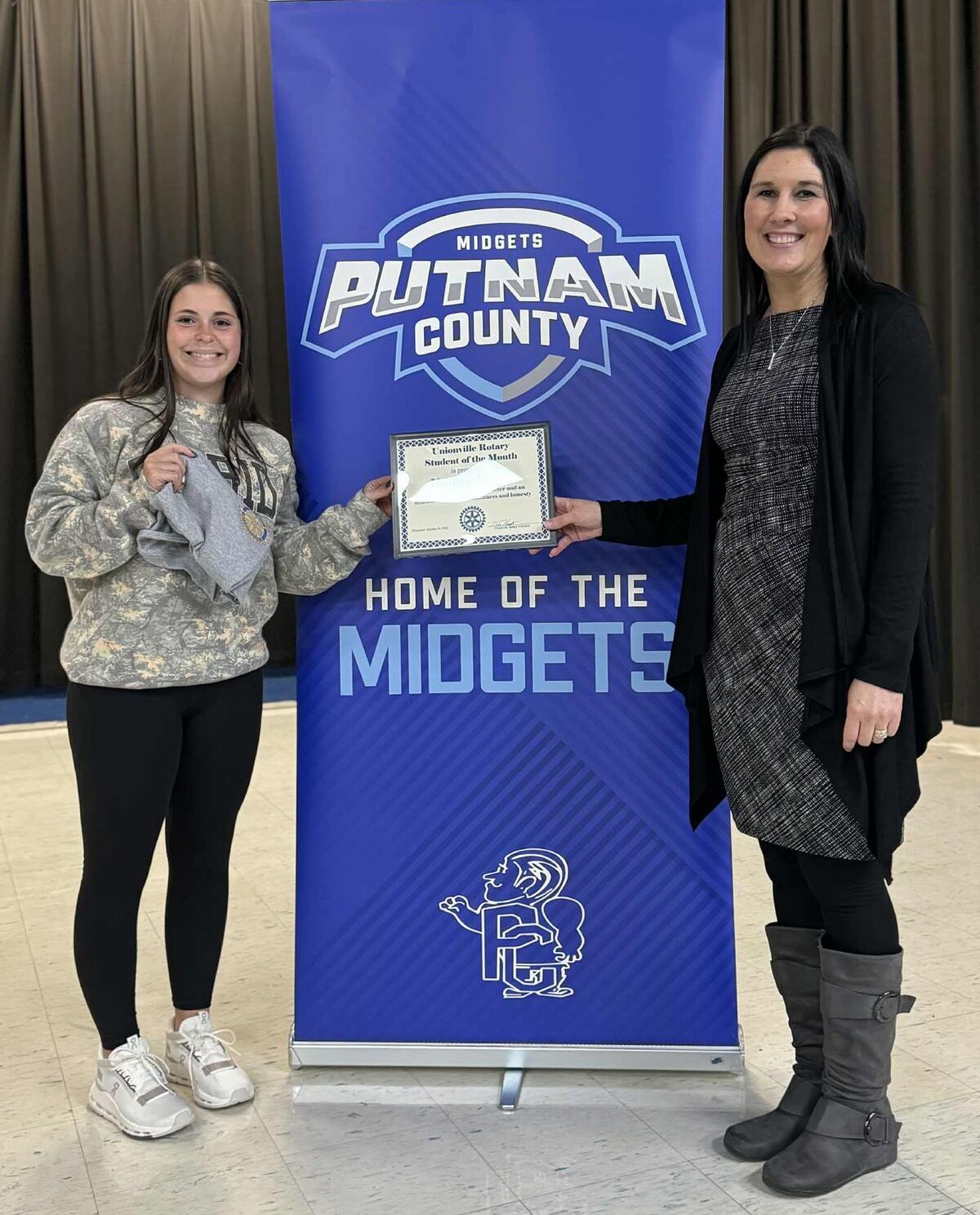 hadley altiser smiling with PCHS principal tiffani Klinginsmith