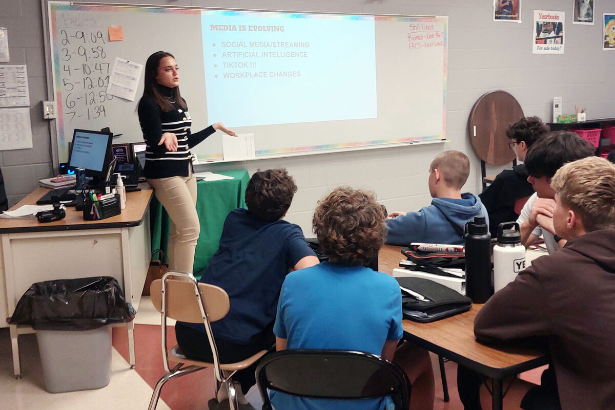 KCTV5 reporter Katie Byrd speaks with digital media students in teacher Molly Kuebler's classroom on Nov. 13, 2025, at Kearney Junior High.