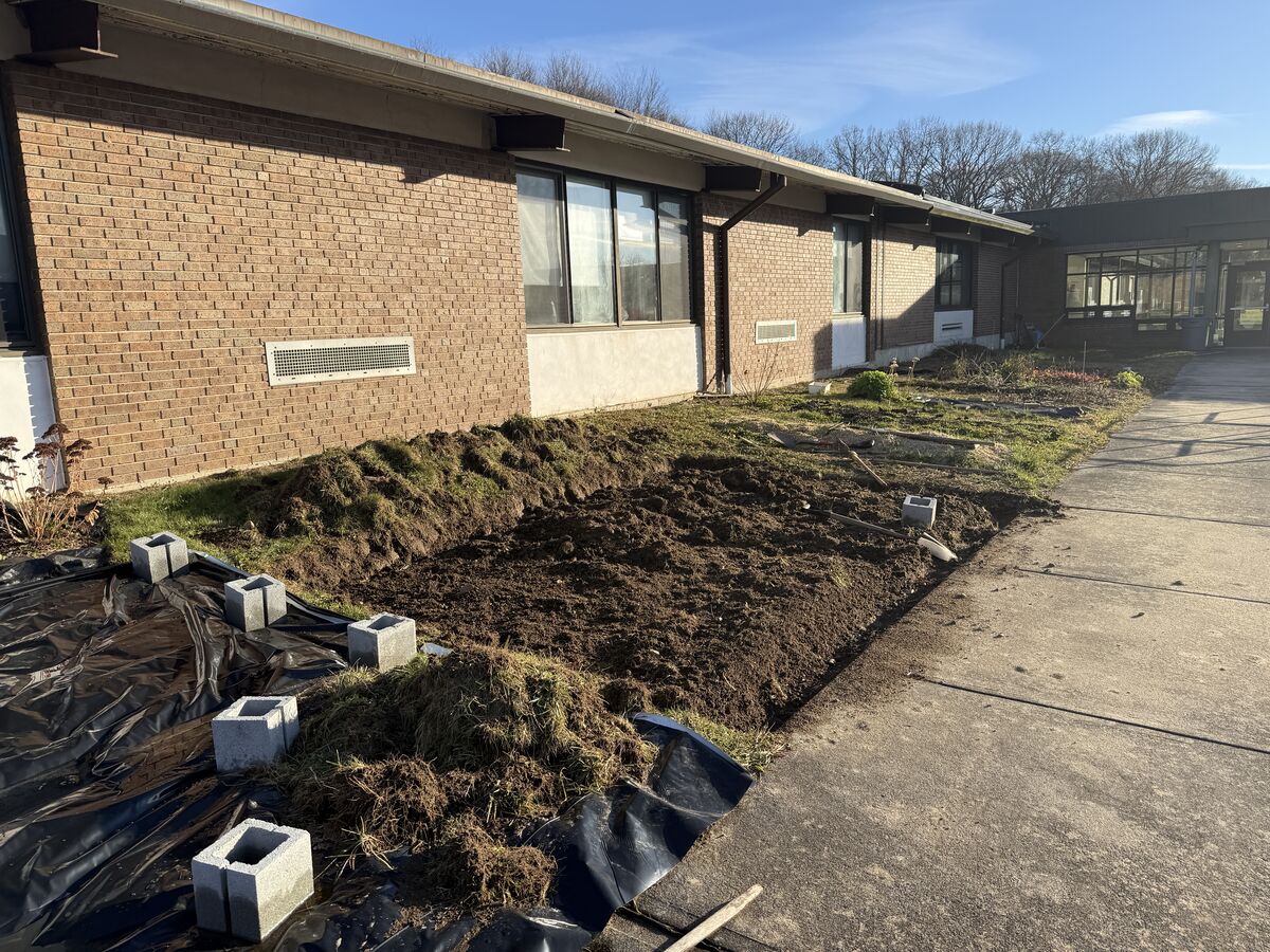 Future cite of the HKMS Garden Club Greenhouse!