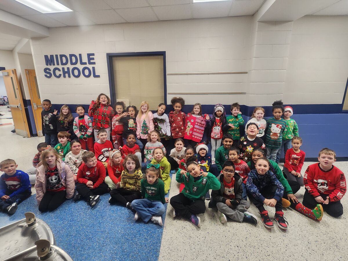 Holiday Sweater: Holiday Spirit Week at Van Rensselaer!
