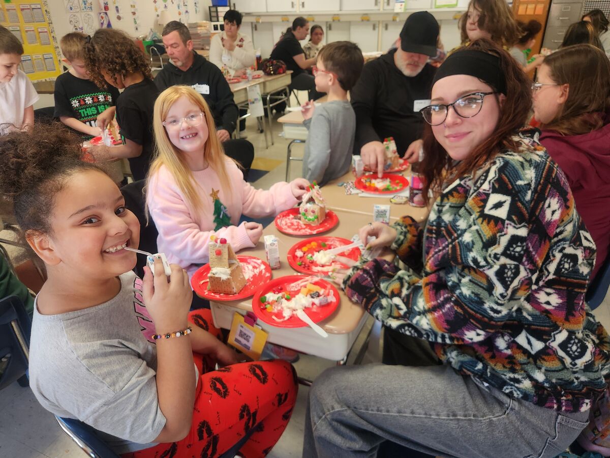 Gingerbread House Decorating Fun in Grade 2!