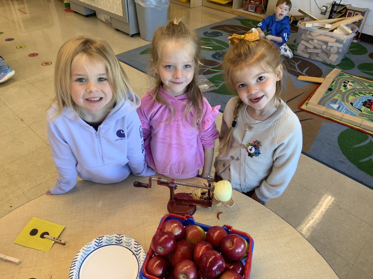 Prek Apple Week