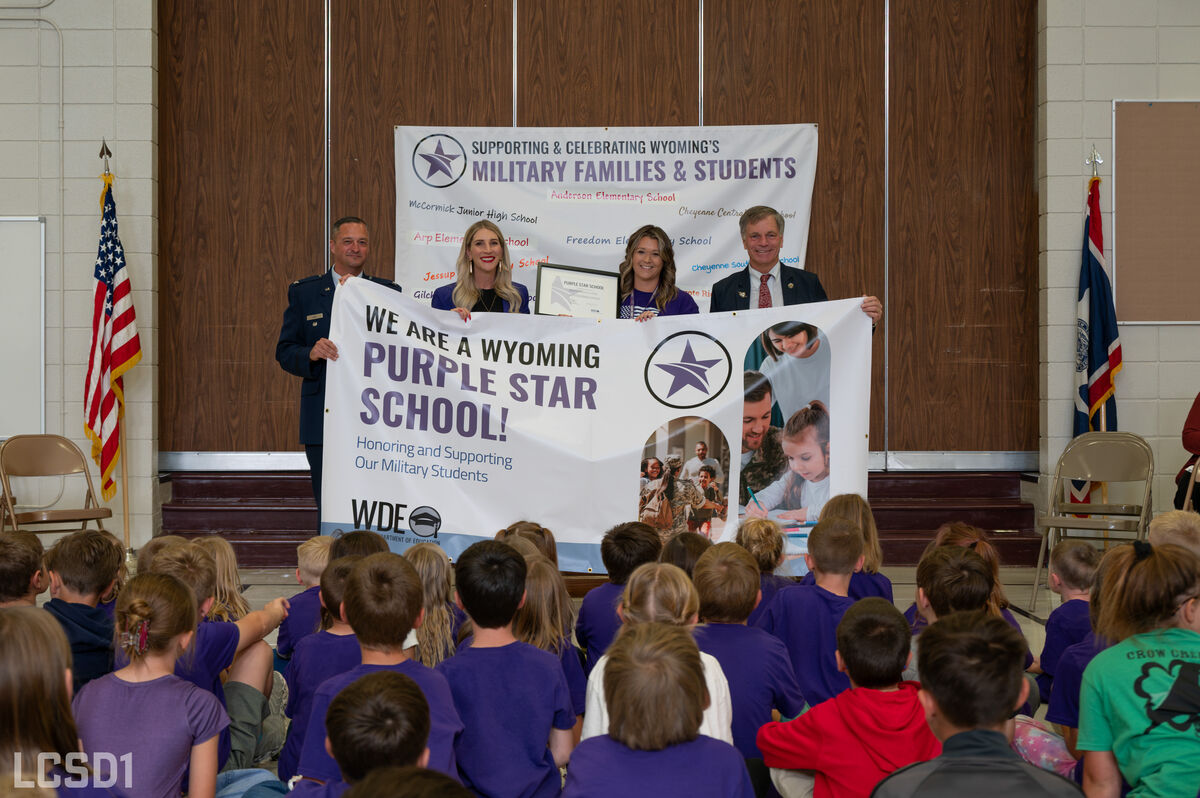 Coyote Ridge Elementary and Gilchrist Elementary receive Purple Star award