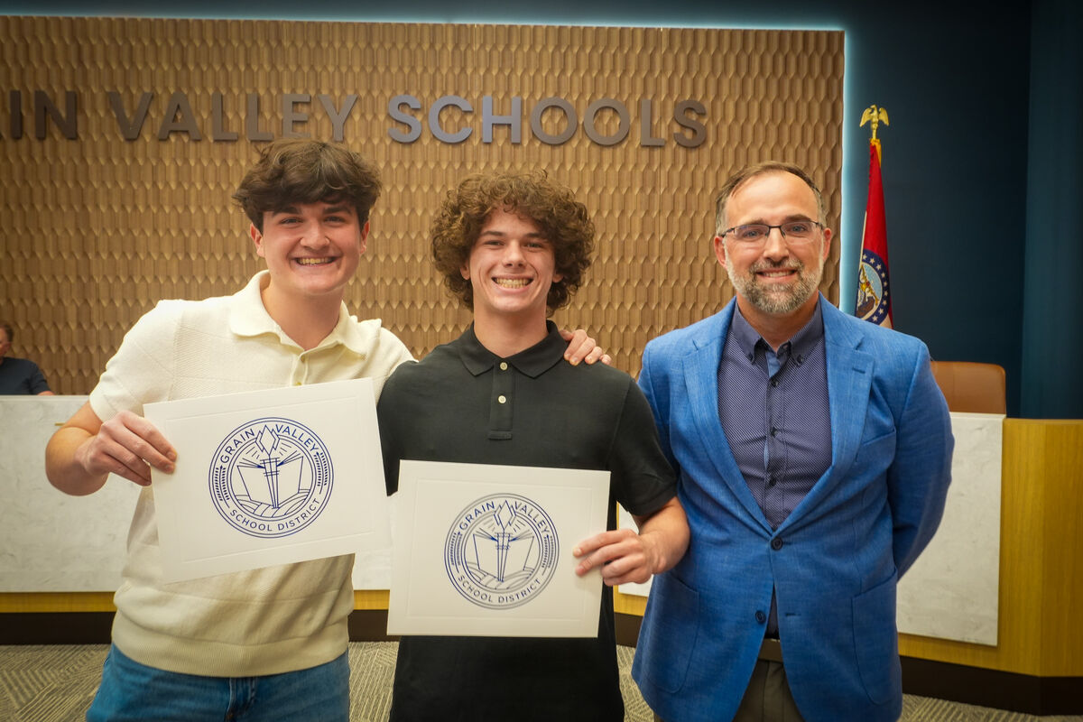 Dylan Rucinski, Zachary Bleess and Dr. Drew Smith. 