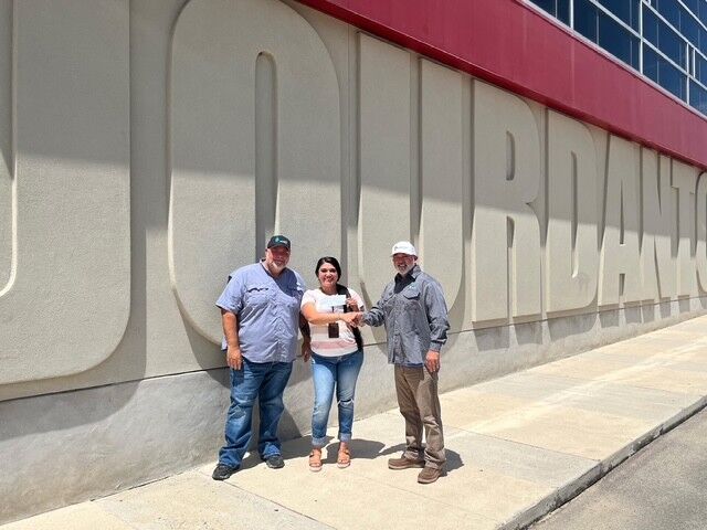 White Water Transporters STX LLC Donates to JISD