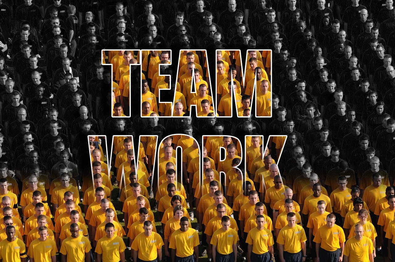 6 How to Build the RIGHT Team