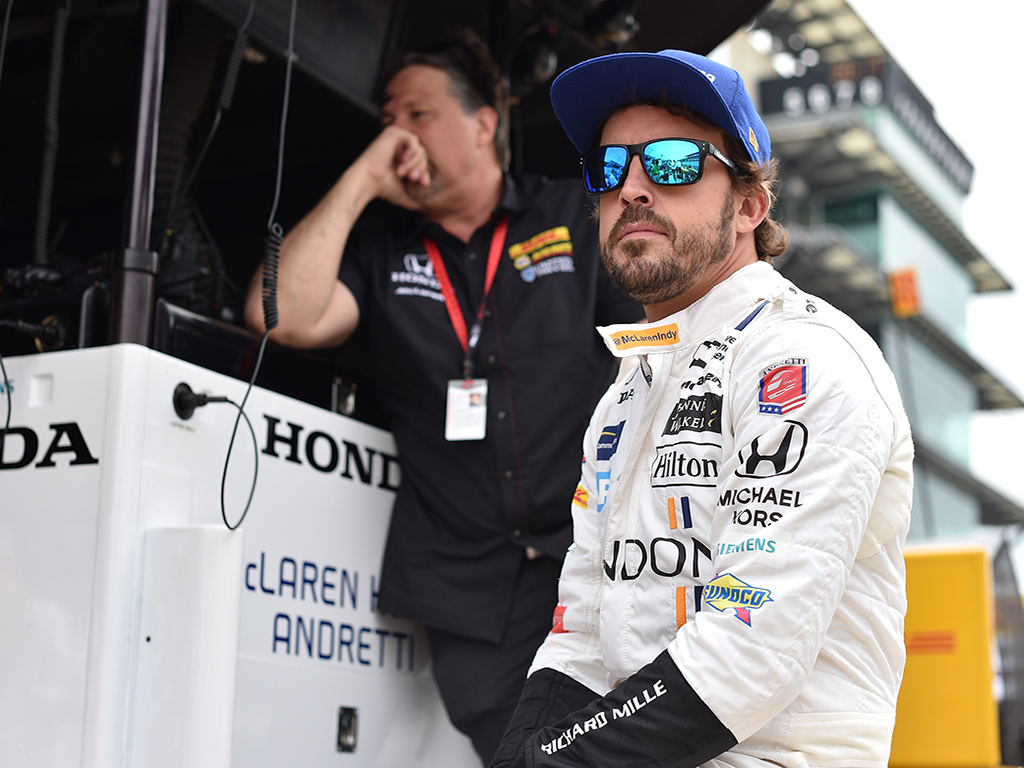 Fernando Alonso debutará este fin de semana en las "500 Millas de Indianapolis".|El español se ha adaptado de manera positiva a la dinámica de correr en un circuito de tipo óvalo.|El español ha ganado en Mónaco en un par de ocasiones Fernando Alonso debutará este fin de semana en las "500 Millas de Indianapolis".|El español se ha adaptado de manera positiva a la dinámica de correr en un circuito de tipo óvalo.|El español ha ganado en Mónaco en un par de ocasiones
