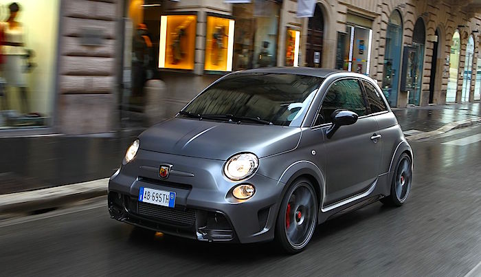 141202_Abarth_695biposto_01