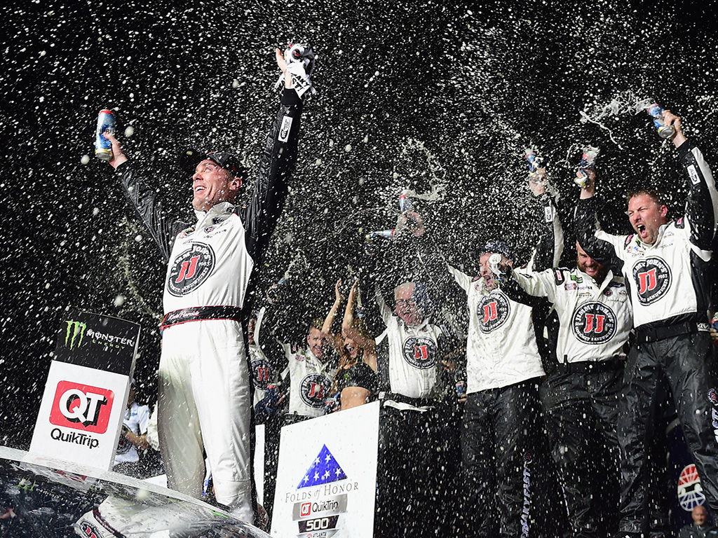 Monster Energy NASCAR Cup Series Folds of Honor QuikTrip 500