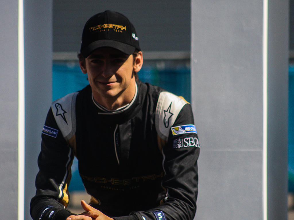 Con el 10° sitio de Gutiérrez El mexicano Esteban Gutiérrez debutará en la IndyCar Series.|La IndyCar visita el siempre complicado circuito de Detroit para fecha doble.