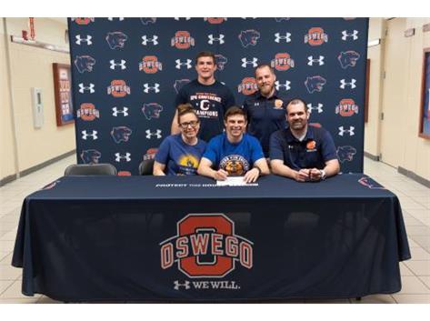 Oswego High School | Boys WRESTLING | Activities