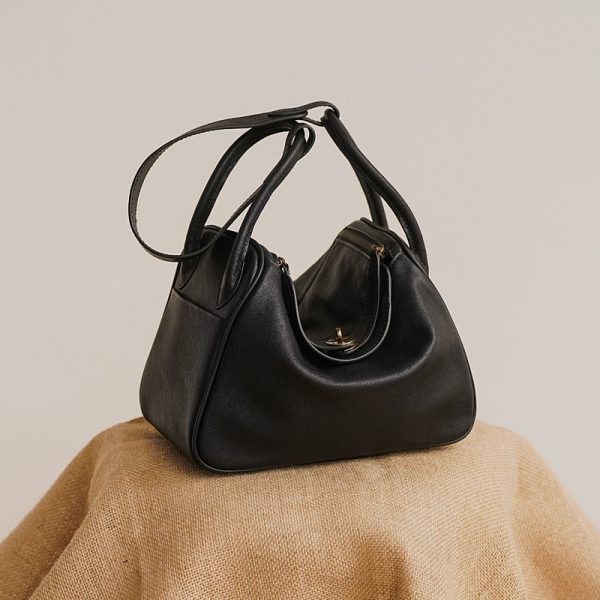 Large Capacity Shoulder Messenger Bag Urban Simple Pillow - Image 7