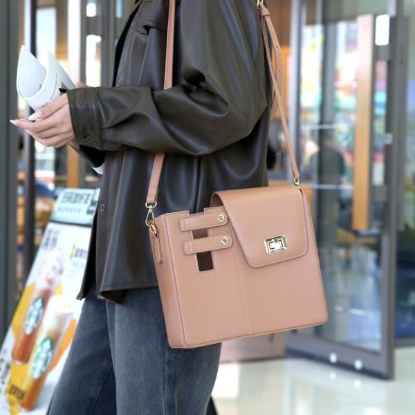 Universal Large Heat-holding Bottle Cover Crossbody Kettle Bag Shoulder Crossbody Bag - Image 4