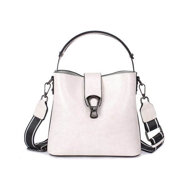 Women's Autumn And Winter Bucket Bag Shoulder Messenger Bag - Image 5