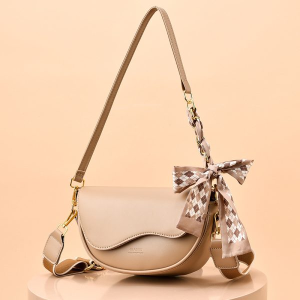 Special Interest Light Luxury Fall Winter Fashion Underarm Saddle Bag - Image 9