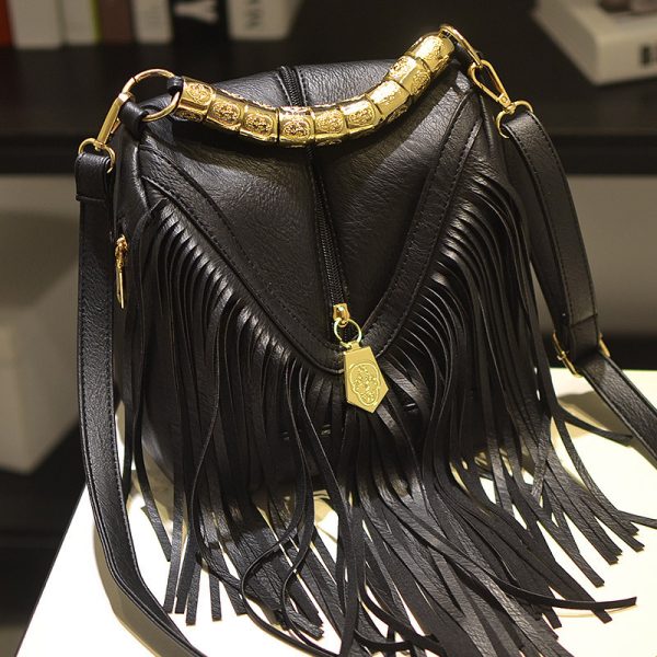 Women's Fashion Tassel Shoulder Messenger Bag - Image 2