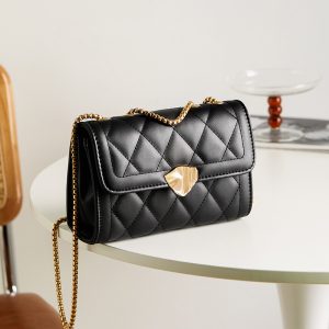 Chain Crossbody Light Luxury Underarm Bag