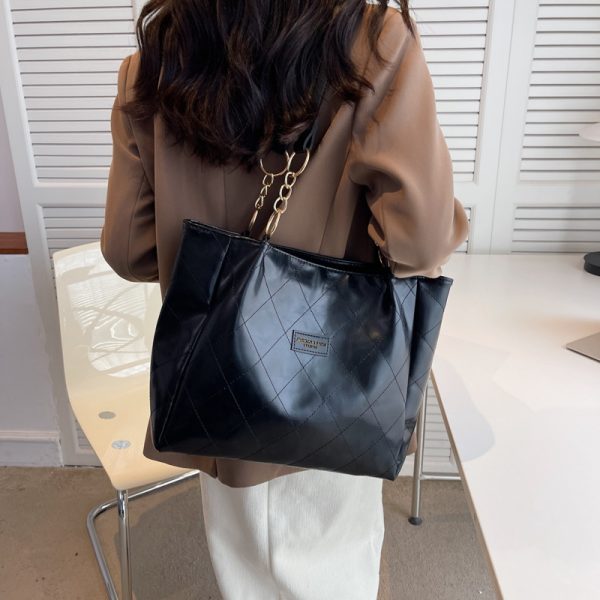 Women's Large Capacity Zipper Simple Fashion Shoulder Bag - Image 3