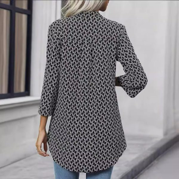 Women's Loose Long Sleeve Printed V-neck Shirt - Image 4