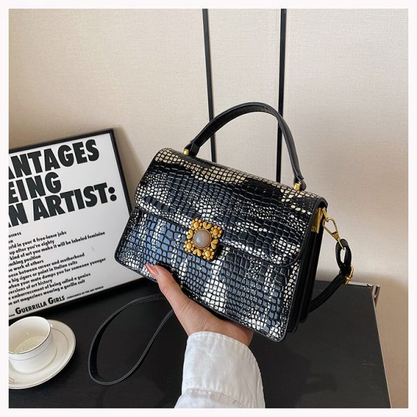 All Match Commute Crossbody Handbag - Image 7