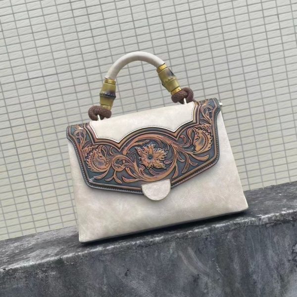 Retro Style Trendy Women's Three-dimensional Embossed Crossbody Bag - Image 7