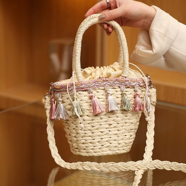 Tassel Single Shoulder Crossbody Straw Woven Bag - Image 3