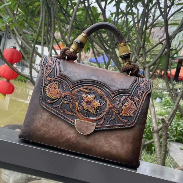 Retro Style Trendy Women's Three-dimensional Embossed Crossbody Bag - Image 5