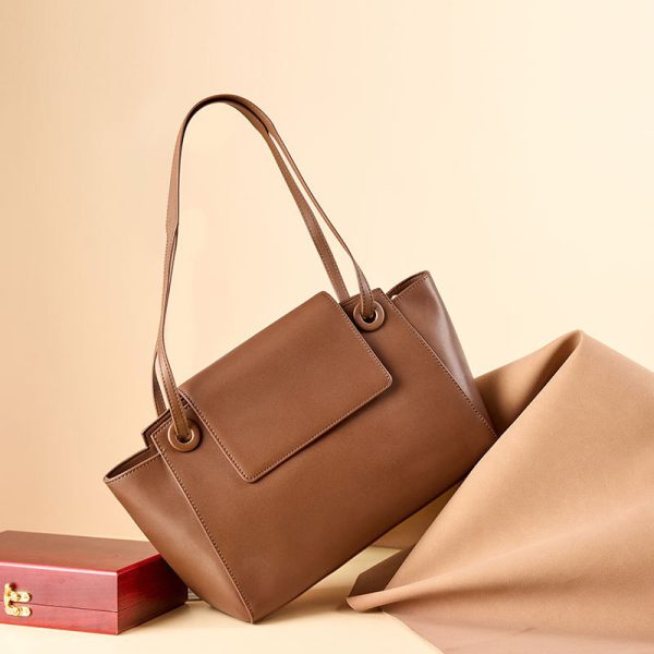 Women's Genuine Leather Simple Commuter Large Capacity Wing Shoulder Handbag - Image 2