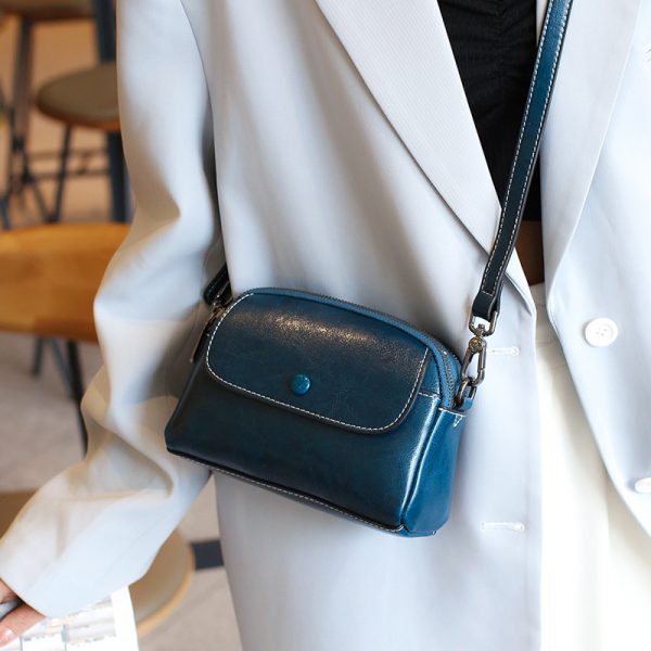 Genuine Leather Women's Shoulder Messenger Bag - Image 7
