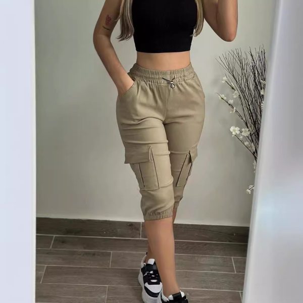 Women's Casual Multi-pocket Solid Color Cropped Pants - Image 3