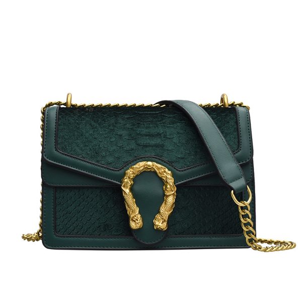 One Shoulder Chain Messenger Bag - Image 3