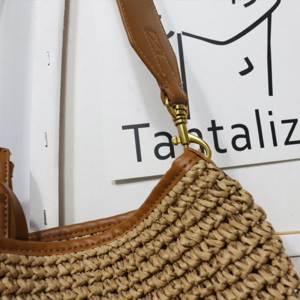 Single Shoulder Spell Leather Vacation Handbag For Women - Image 4