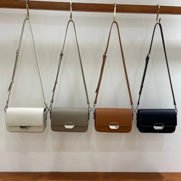 Women's Cowhide Shoulder Bag - Image 5