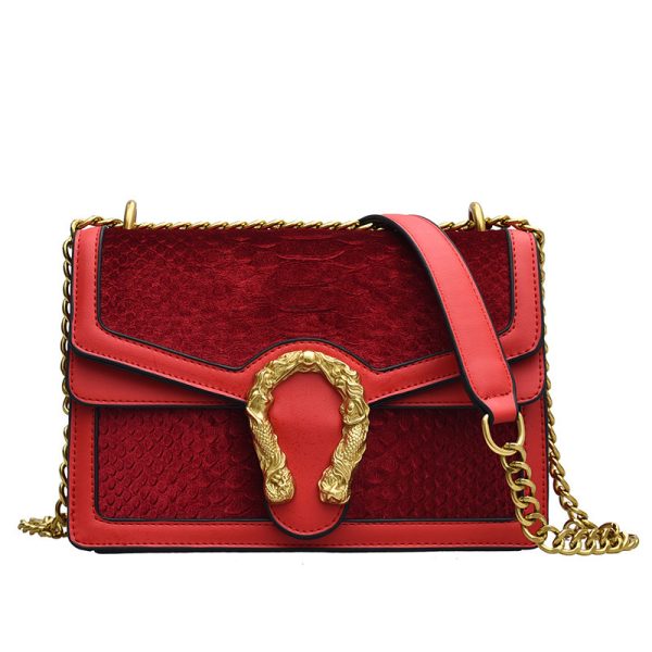 One Shoulder Chain Messenger Bag - Image 7