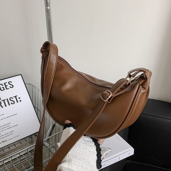 Retro Versatile Crossbody Bag For Women - Image 10
