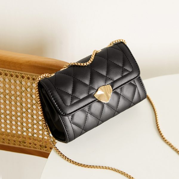 Chain Crossbody Light Luxury Underarm Bag - Image 3