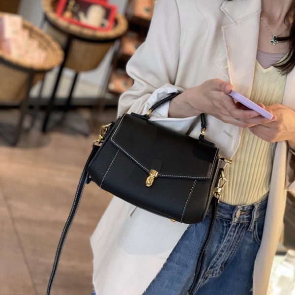 Women's Trendy All-match Genuine Leather Crossbody Shoulder Bag - Image 5