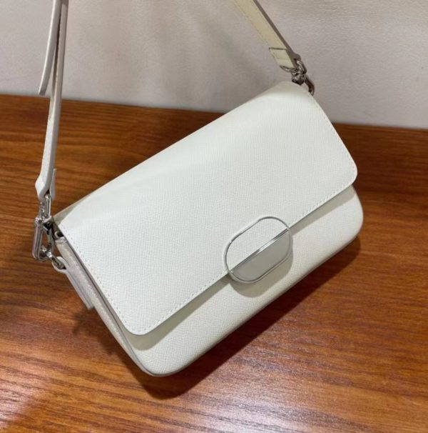 Women's Cowhide Shoulder Bag - Image 2