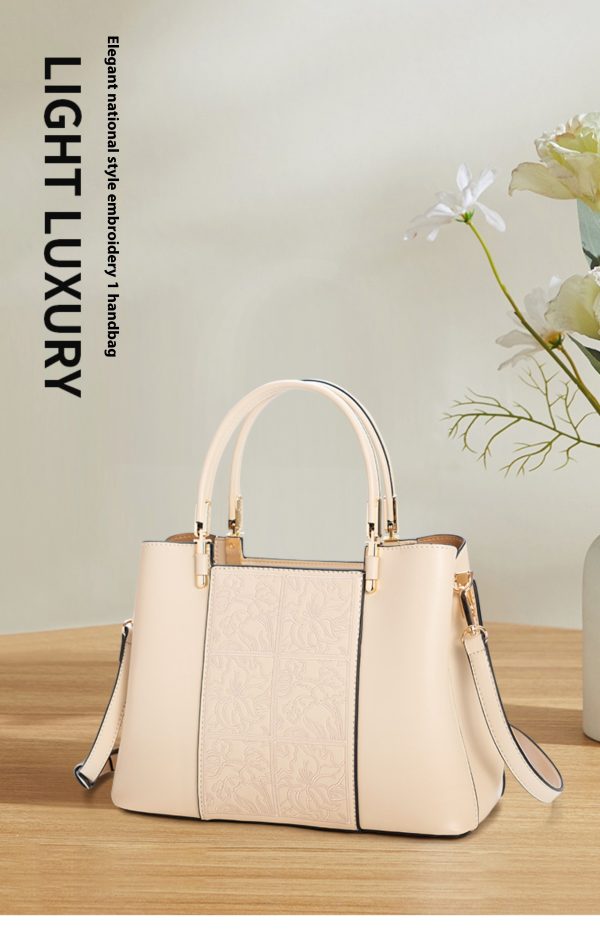 Embroidered Handbag Women's National Style Mother Bag - Image 10