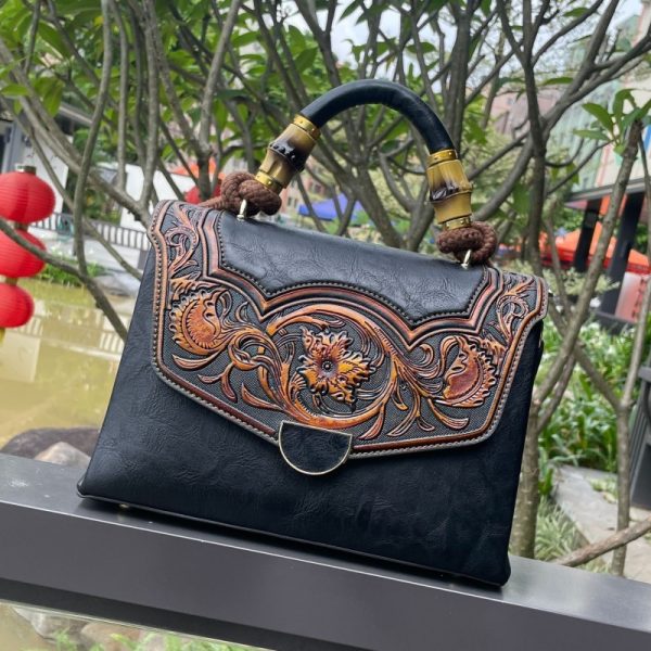Retro Style Trendy Women's Three-dimensional Embossed Crossbody Bag - Image 2