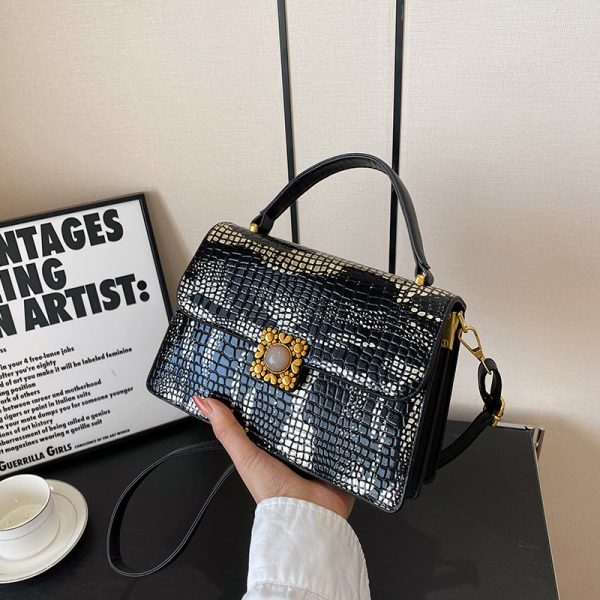 All Match Commute Crossbody Handbag - Image 2