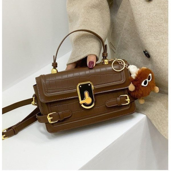 Women's Fashion Portable Shoulder Messenger Bag - Image 3