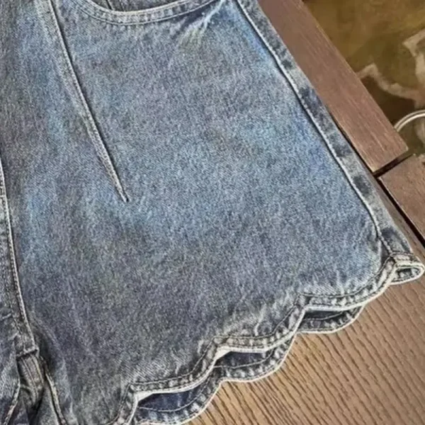 Retro high-waisted jeans women's summer new high fashion temperament design casual Joker wavy shorts. baggy jeans women - Image 4