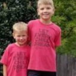 Lemon Squeezies Lemonade for Africa 