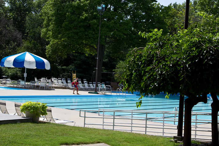 Homestead Country Club leaders say a deal to sell part of the club property should allow it to continue operating.