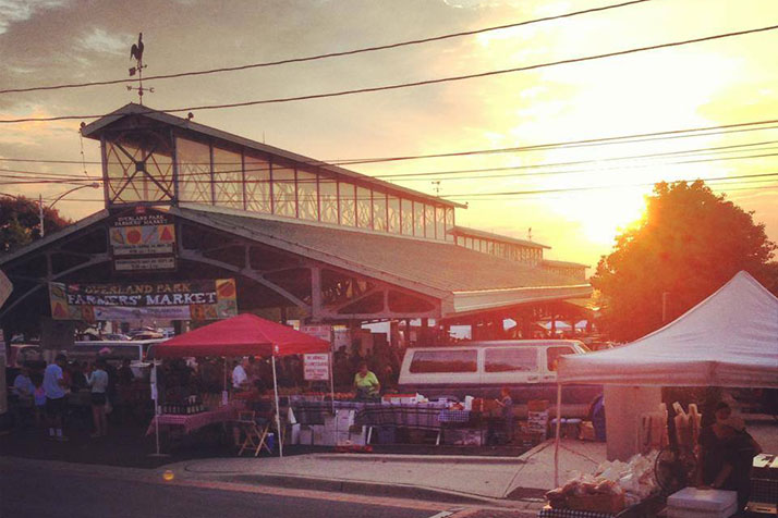 The downtown Overland Park Farmers Market. Photo via Downtown Overland Park Community Partnership via Facebook.