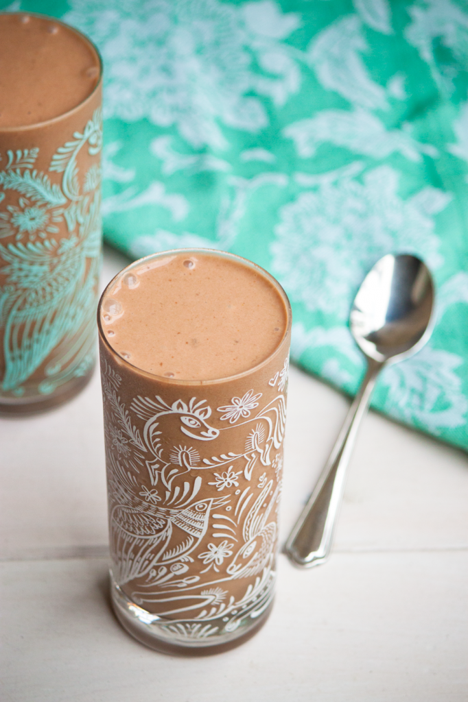 Chocolate Peanut Butter Smoothie by Vegan À La Mode (Vegan and Gluten-Free)